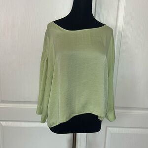 MOUTAKI GREEK GREECE GREEN 3/4 SLEEVE BLOUSE Silky lightweight BOAT NECK